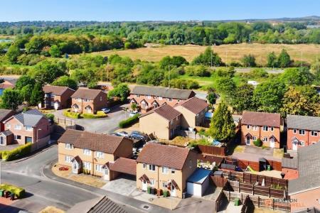 2 bedroom Semi-detached house for sale in Moorland Road, Syston, LE7