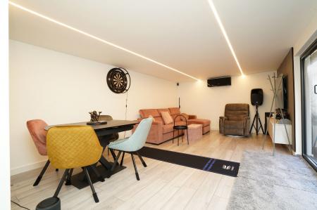 3 bedroom Detached house for sale in Stanier Drive, Leicester, LE4