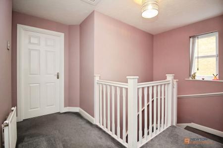 3 bedroom Detached house for sale in Stanier Drive, Leicester, LE4