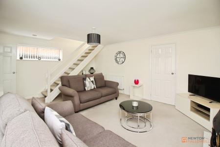 3 bedroom Semi-detached house for sale in Goodes Lane, Syston, LE7