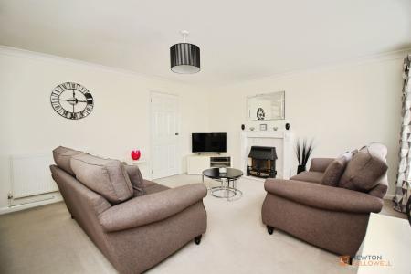 3 bedroom Semi-detached house for sale in Goodes Lane, Syston, LE7