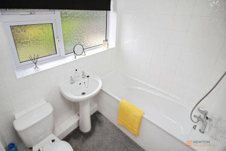 3 bedroom Semi-detached house for sale in Goodes Lane, Syston, LE7