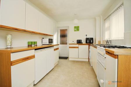 3 bedroom Semi-detached house for sale in Goodes Lane, Syston, LE7