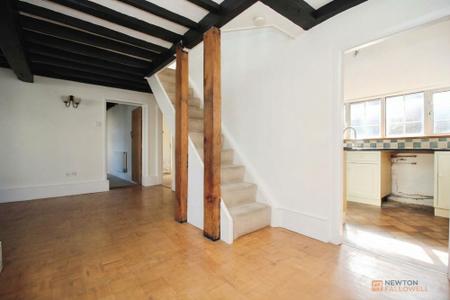 3 bedroom Cottage for sale in High Street, Syston, LE7
