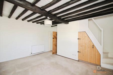 3 bedroom Cottage for sale in High Street, Syston, LE7