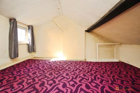 3 bedroom Cottage for sale in High Street, Syston, LE7