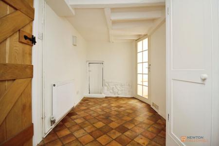 3 bedroom Cottage for sale in High Street, Syston, LE7