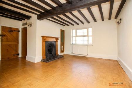 3 bedroom Cottage for sale in High Street, Syston, LE7