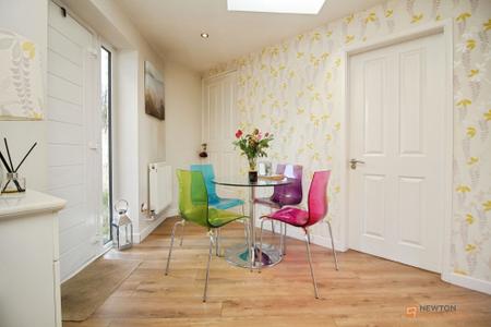 3 bedroom Semi-detached house for sale in Ambergate Drive, Birstall, LE4