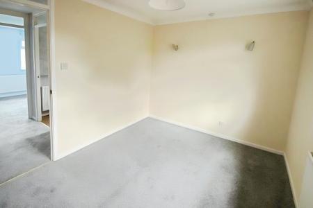 2 bedroom Semi-detached house for sale in Beedles Close, Aqueduct, Telford, TF4