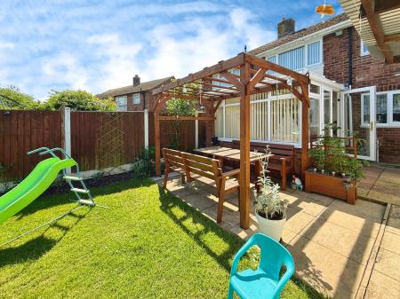 3 bedroom Semi-detached house for sale in Coronation Drive, Donnington, Telford, TF2