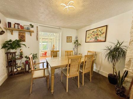 3 bedroom Semi-detached house for sale in Coronation Drive, Donnington, Telford, TF2