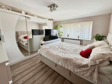 3 bedroom Semi-detached house for sale in Coronation Drive, Donnington, Telford, TF2