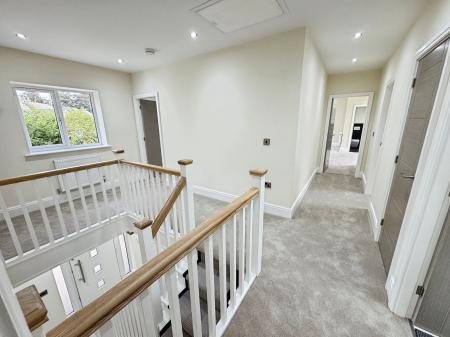 5 bedroom Detached house for sale in Donnerville Gardens, Admaston, Telford, TF5