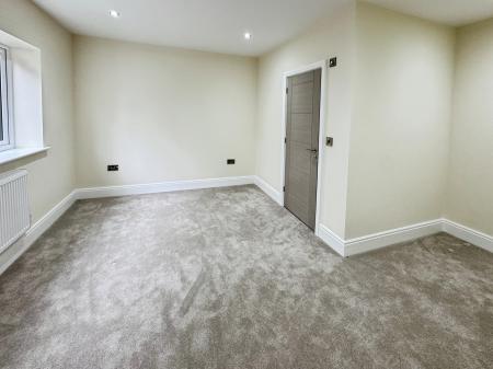 4 bedroom Detached house for sale in Donnerville Gardens, Admaston, Telford, TF5