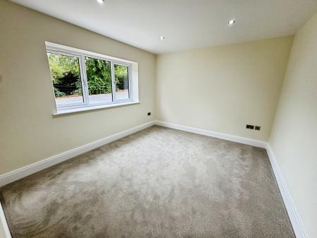 4 bedroom Detached house for sale in Donnerville Gardens, Admaston, Telford, TF5