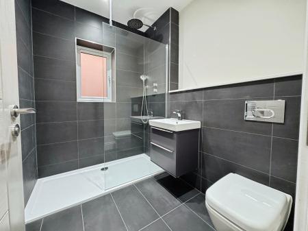 4 bedroom Detached house for sale in Donnerville Gardens, Admaston, Telford, TF5