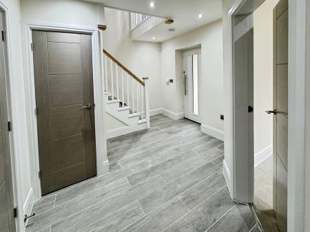 4 bedroom Detached house for sale in Donnerville Gardens, Admaston, Telford, TF5