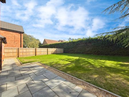 5 bedroom Detached house for sale in Donnerville Gardens, Admaston, Telford, TF5