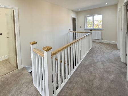 5 bedroom Detached house for sale in Donnerville Gardens, Admaston, Telford, TF5
