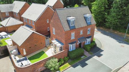 4 bedroom Detached house for sale in Dudley Grove, Doseley, Telford, TF4