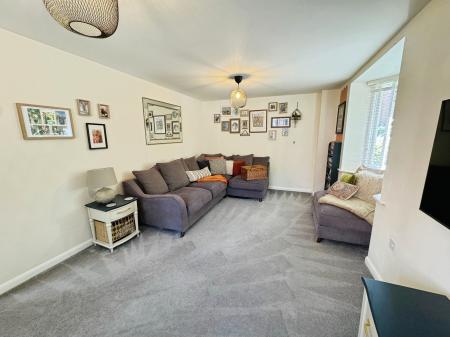 4 bedroom Detached house for sale in Dudley Grove, Doseley, Telford, TF4
