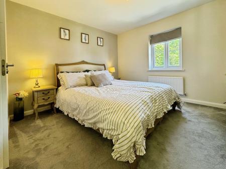 4 bedroom Detached house for sale in Dudley Grove, Doseley, Telford, TF4