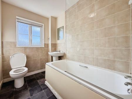 2 bedroom Terraced House for sale in Ferridays Fields, Woodside, Telford, TF7