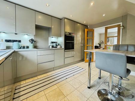 3 bedroom Semi-detached house for sale in Halesfield Road, Madeley, Telford, TF7