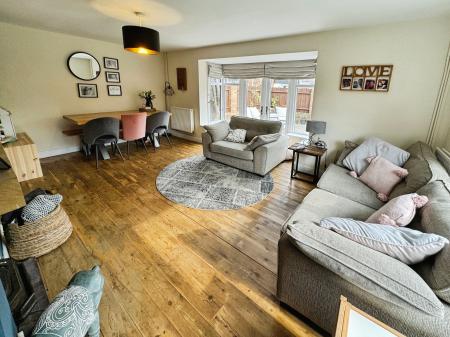 3 bedroom Semi-detached house for sale in Halesfield Road, Madeley, Telford, TF7