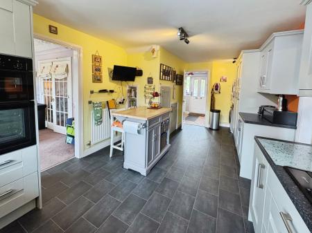 4 bedroom Detached house for sale in Harley Close, Wellington, Telford, TF1