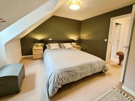 3 bedroom Semi-detached house for sale in Highlander Drive, Donnington, Telford, TF2