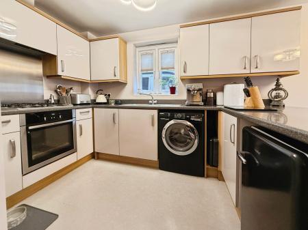 3 bedroom Semi-detached house for sale in Highlander Drive, Donnington, Telford, TF2