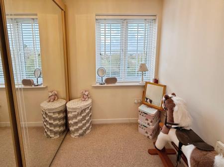 5 bedroom Detached house for sale in Holloway Court, Wolverhampton, WV5