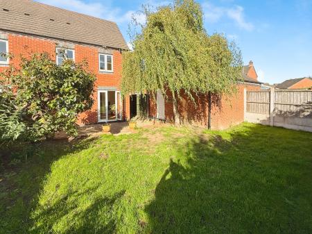3 bedroom Semi-detached house for sale in Marlborough Road, Hadley, Telford, TF1
