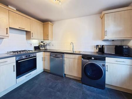 3 bedroom Semi-detached house for sale in Marlborough Road, Hadley, Telford, TF1