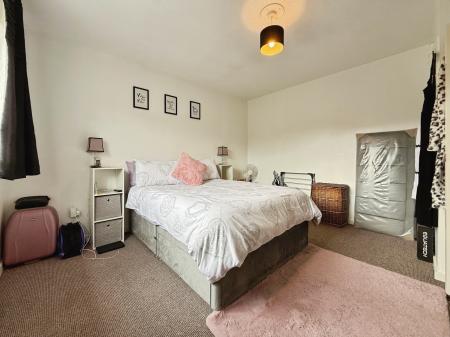 1 bedroom Terraced House for sale in Marlborough Way, Newdale, Telford, TF3