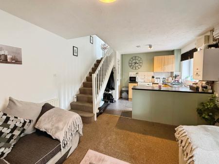 1 bedroom Terraced House for sale in Marlborough Way, Newdale, Telford, TF3