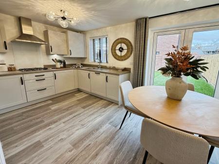 3 bedroom Town house for sale in Otters Reach, Ironbridge, Telford, TF8