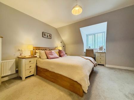 3 bedroom Semi-detached house for sale in St Johns Walk, Lawley Village, Telford, TF4