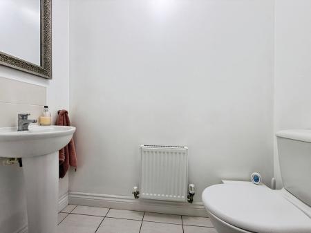 3 bedroom Semi-detached house for sale in St Johns Walk, Lawley Village, Telford, TF4