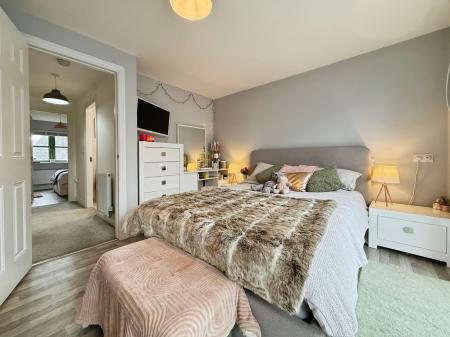 3 bedroom Semi-detached house for sale in St Johns Walk, Lawley Village, Telford, TF4