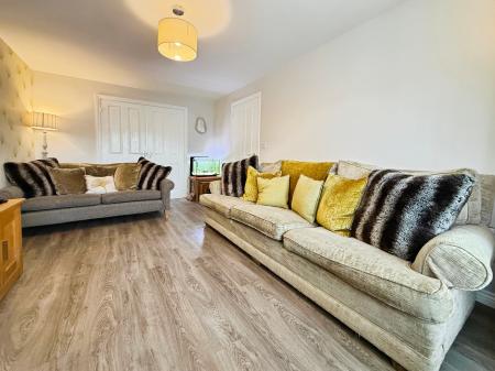 5 bedroom Detached house for sale in Stoney Fold, Lawley Village, Telford, TF3