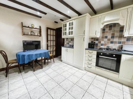 2 bedroom Detached bungalow for sale in The Lawns, Wellington, Telford, TF1