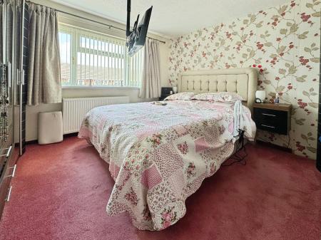3 bedroom Detached bungalow for sale in Vicar Street, Oakengates, Telford, TF2