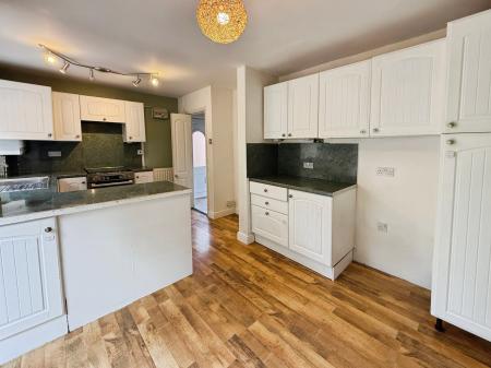 3 bedroom Semi-detached house for sale in Trinity View, Ketley Bank, Telford, TF2