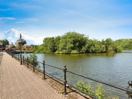 3 bedroom Bungalow for sale in Grasmere Close, Priorslee, Telford, TF2
