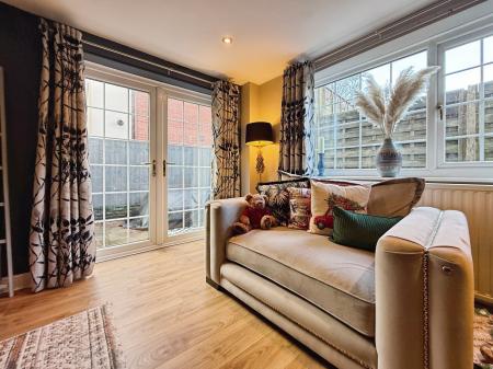 3 bedroom Semi-detached house for sale in Old Office Road, Telford, TF4