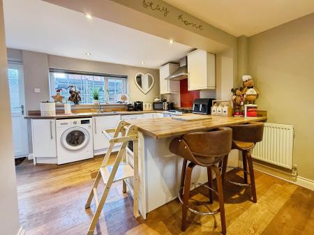 3 bedroom Semi-detached house for sale in Old Office Road, Telford, TF4