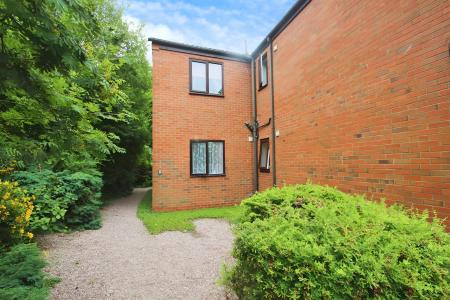 1 bedroom Flat for sale in Albany Court, Wombridge Road, Trench, Telford, TF2